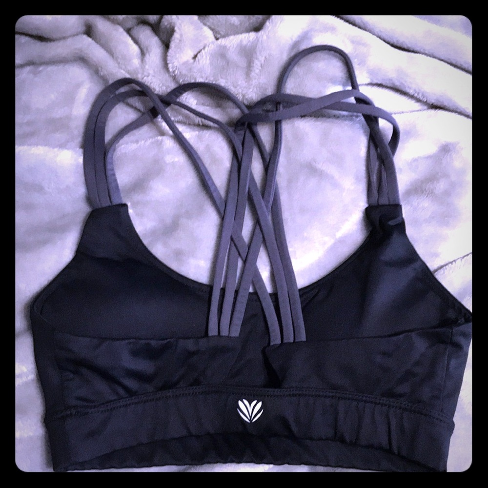 Black/Gray strappy sports bra